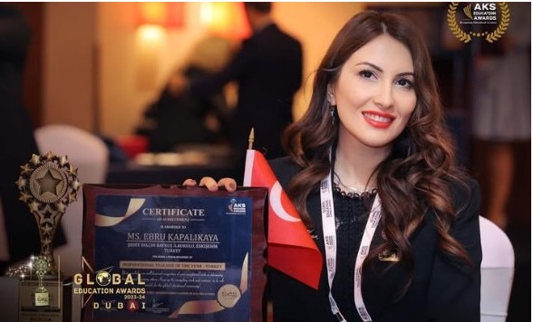 Adanalı Öğretmen Ebru Kapaklıkaya’dan Uluslararası Başarı ve TRT Genç’te Belgesel Heyecanı