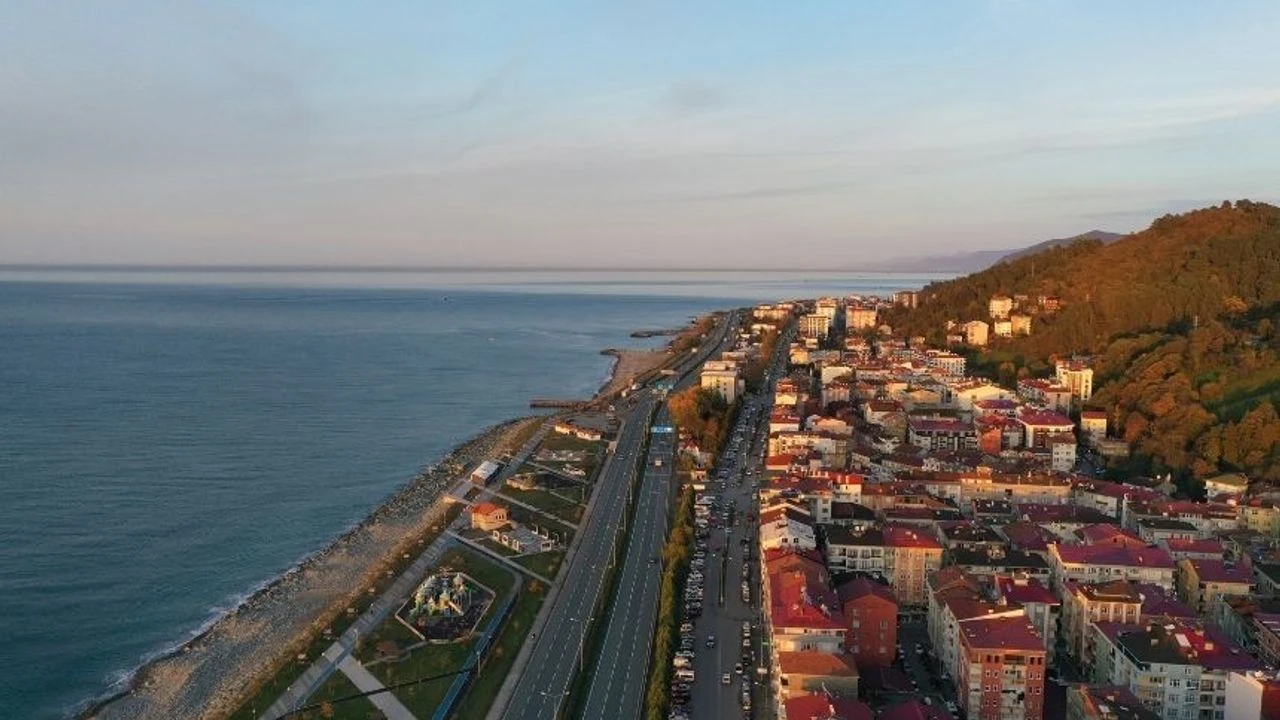 Fındıklı’da Doğalgaz Çalışmaları Sürüyor