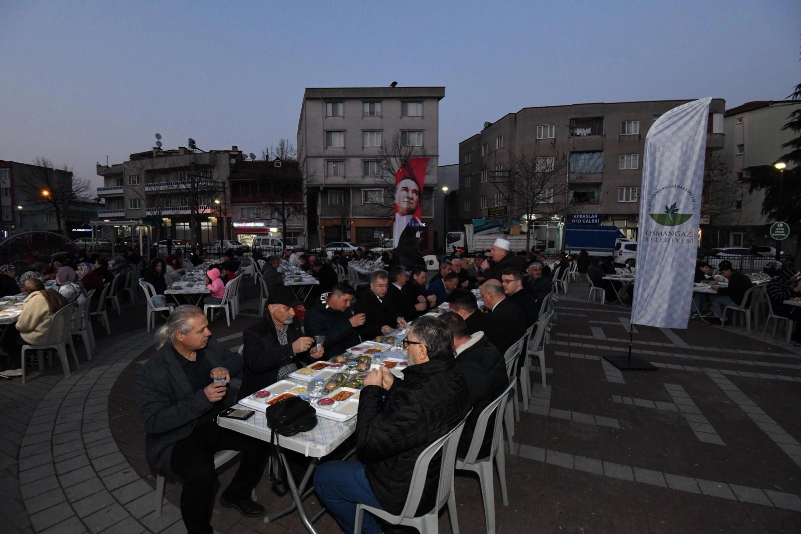 Bursa Osmangazi’nin gönül sofrası Bağlarbaşı’na kuruldu