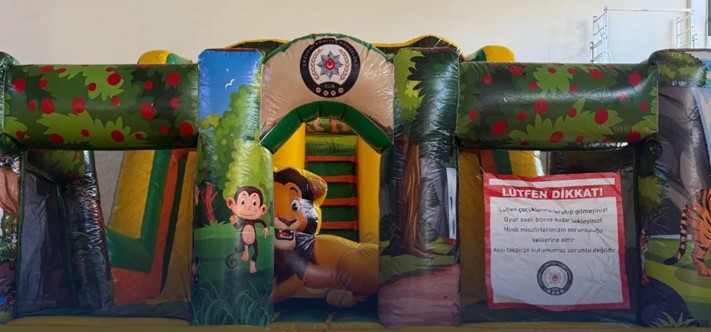 Bayburt Emniyeti’nden Çocuklara Bayram Sürprizi: Balon Park Yoğun İlgi Görüyor