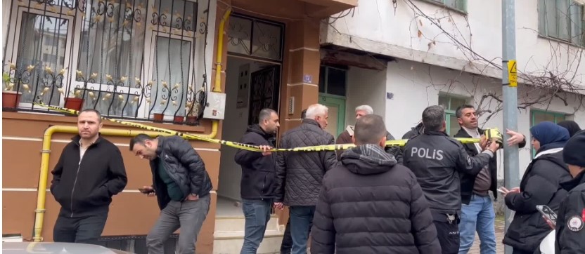 Bilecik'te yabancı uyruklu kişi evinde ölü bulundu... Cesette darp izlerine rastlandığı bildirildi