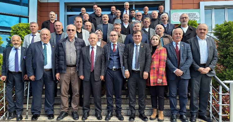 Rize’de Sağlık Hizmetleri Masaya Yatırıldı: Muhtarlar ve Sağlık Yöneticileri Buluştu