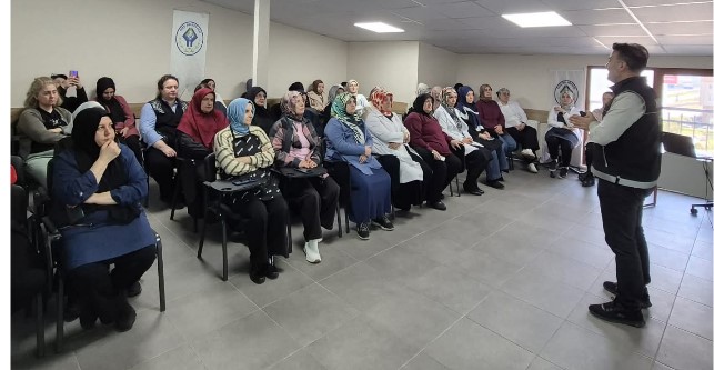 Rizede Kadınlara Madde Bağımlılığı ile Mücadele bilgilendirme yapıldı. 