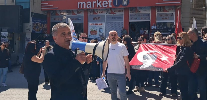 Artvinliler eğitimde şiddete karşı sokaklara çıktı: 