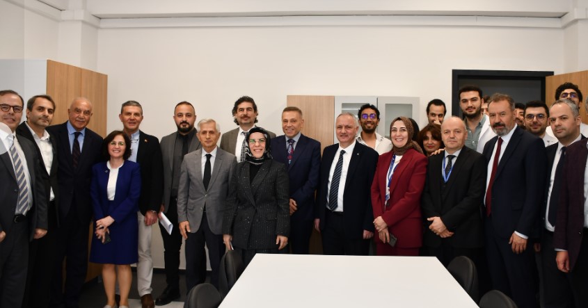 KTÜ Farabi Hastanesi’nde Mikrocerrahi Eğitim Laboratuvarı Açıldı