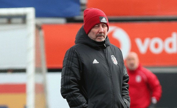 Sergen Yalçın'dan Kristjan Asllani kararı!