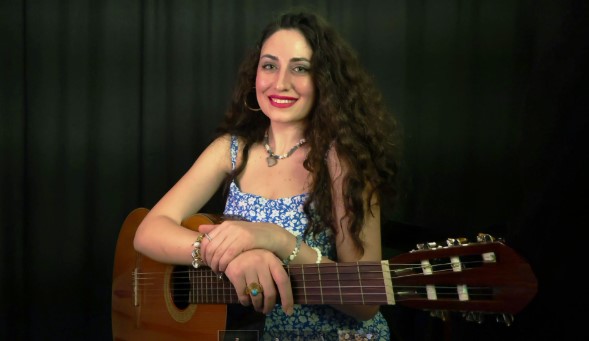 AYŞENUR GÖK MÜZİK BENİM İLACIM