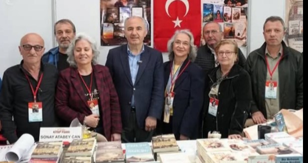 Başkan Rahmi Metin’den Kitap Günleri’ne Ziyaret