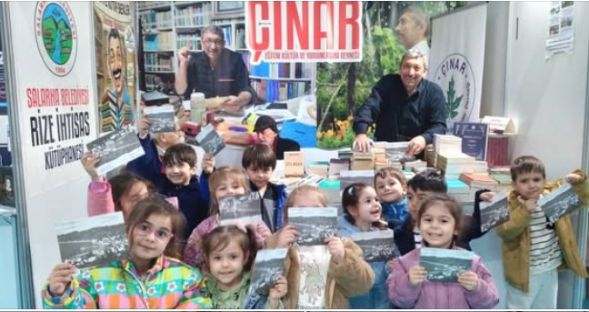 Recep Koyuncu’dan Kitap Fuarında Anlamlı Buluşma