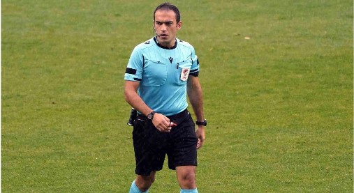 Rize ‘ de futbol hakemliği için kariyer fırsatı ..