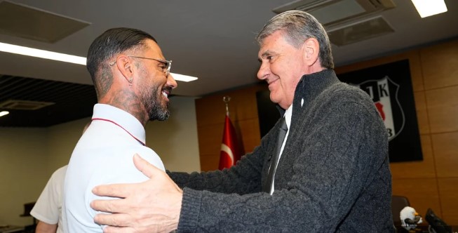 Quaresma’dan Beşiktaş’a Mesaj: “Savaşçı Ruhlu Oyuncular Alınmalı”