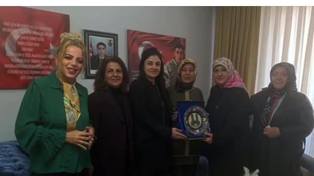 Erzurum’da Anneler Günü’nde Duygulandıran Ziyaret