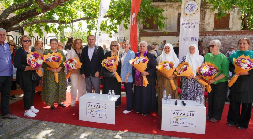 “Srebrenitsa Anneleri”, yaşadıkları acıları Ayvalık'ta anlattı