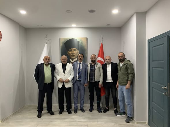 Zeki Mayı’dan Zafer Partisi Rize İl Başkanlığı’na Ziyaret
