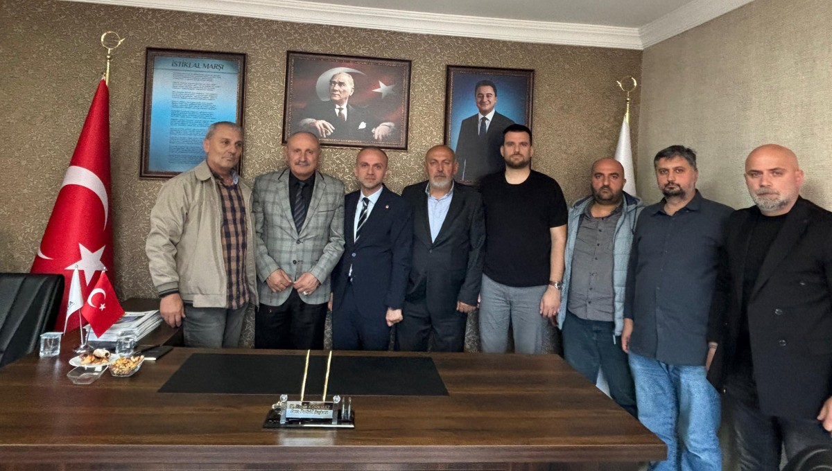 Zeki Mayi’den DEVA Partisi Rize İl Başkanlığı’na Ziyaret