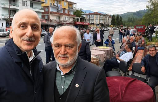 Kavşak Sorununda Bakan Devrede