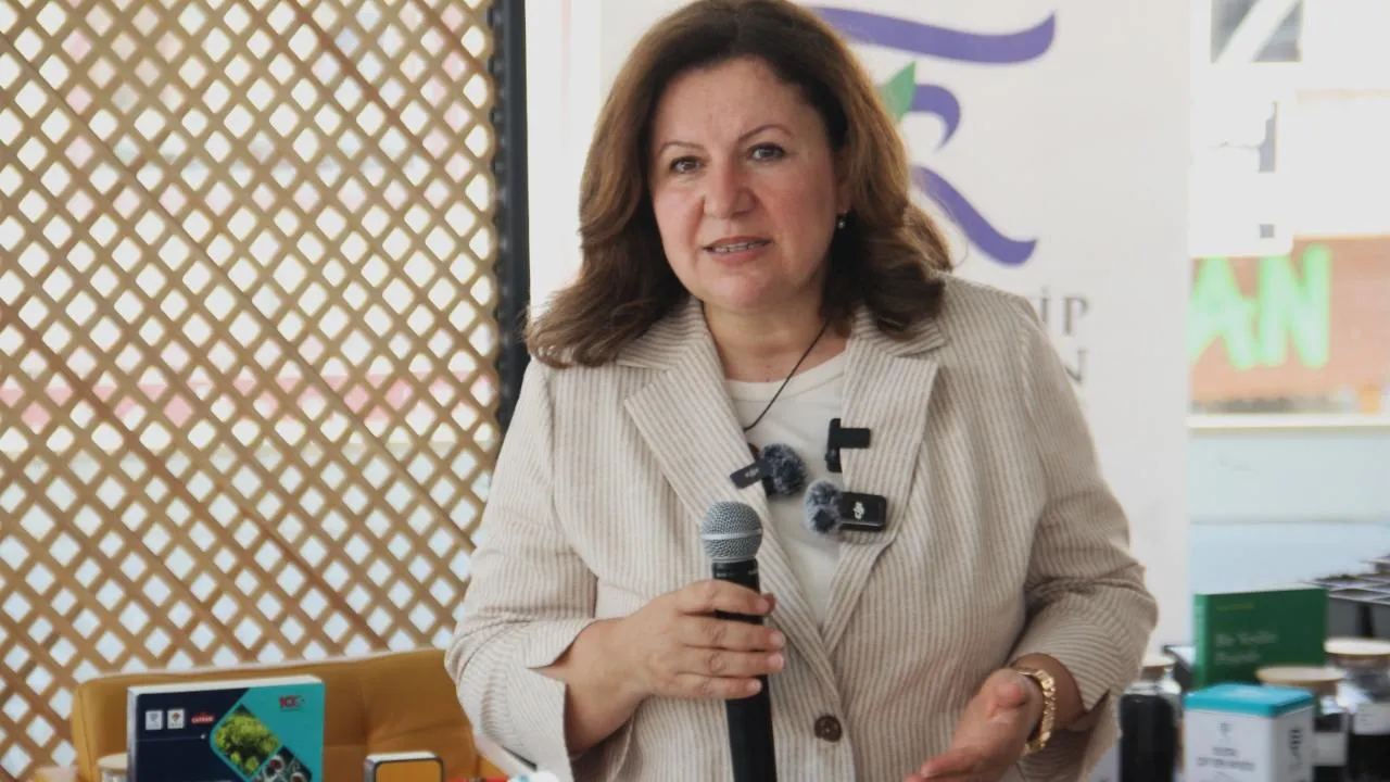 Prof. Dr. Yazıcı: “Çay Sektörünün Geleceği Gençlerin Elinde”