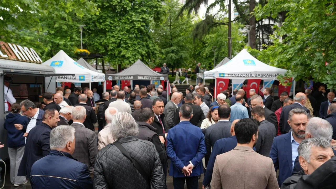 TRABZON'DA İYİ PARTİ RÜZGARI