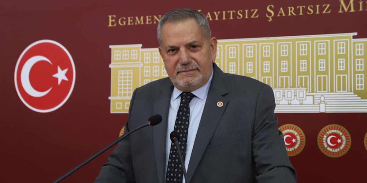 Tahsin Ocaklı: “Çay Üreticisi Özel Sektöre Mahkûm Ediliyor”
