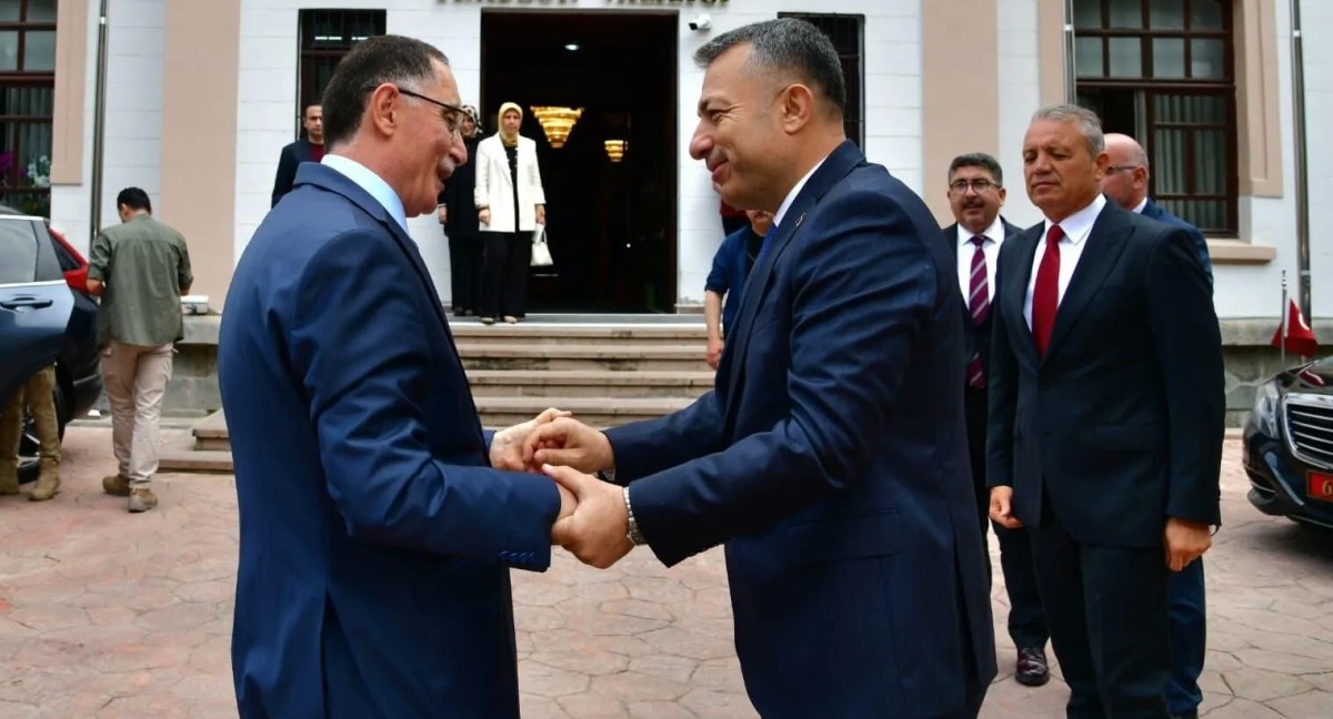 Trabzon’da Sanal Bahis Tehlikesi Masaya Yatırıldı