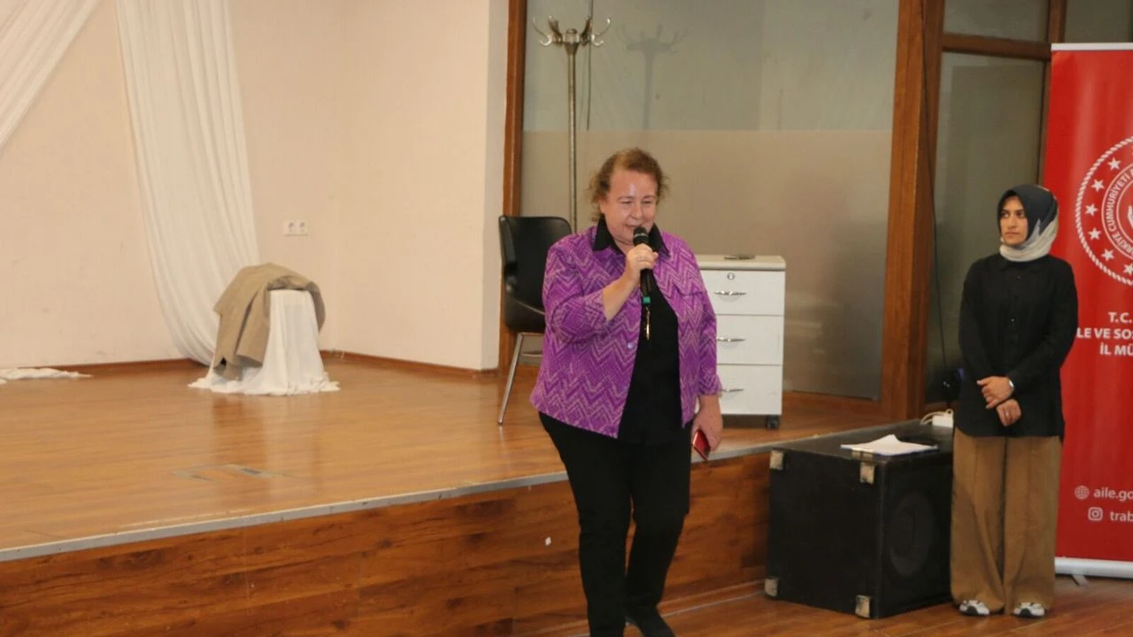 Of’ta Kadına Şiddete Karşı Güçlü Mesaj: “MÜMKÜN” Büyük Beğeni Topladı