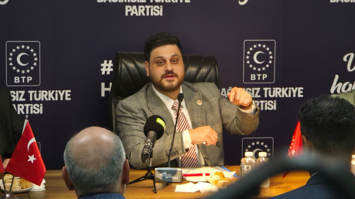 Hüseyin Baş Bursa’dan İktidar ve Muhalefete Yüklendi: “Zam Vermeye Korkan Bir Ekonomi Var”