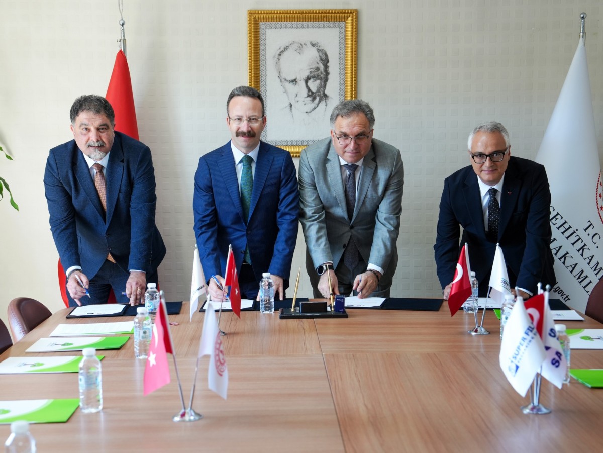 SÜPER FİLM AMBALAJ’DAN GELECEĞE YATIRIM: “SÜPER ÇOCUK PROJESİ” İÇİN İŞ BİRLİĞİ PROTOKOLÜ İMZALANDI
