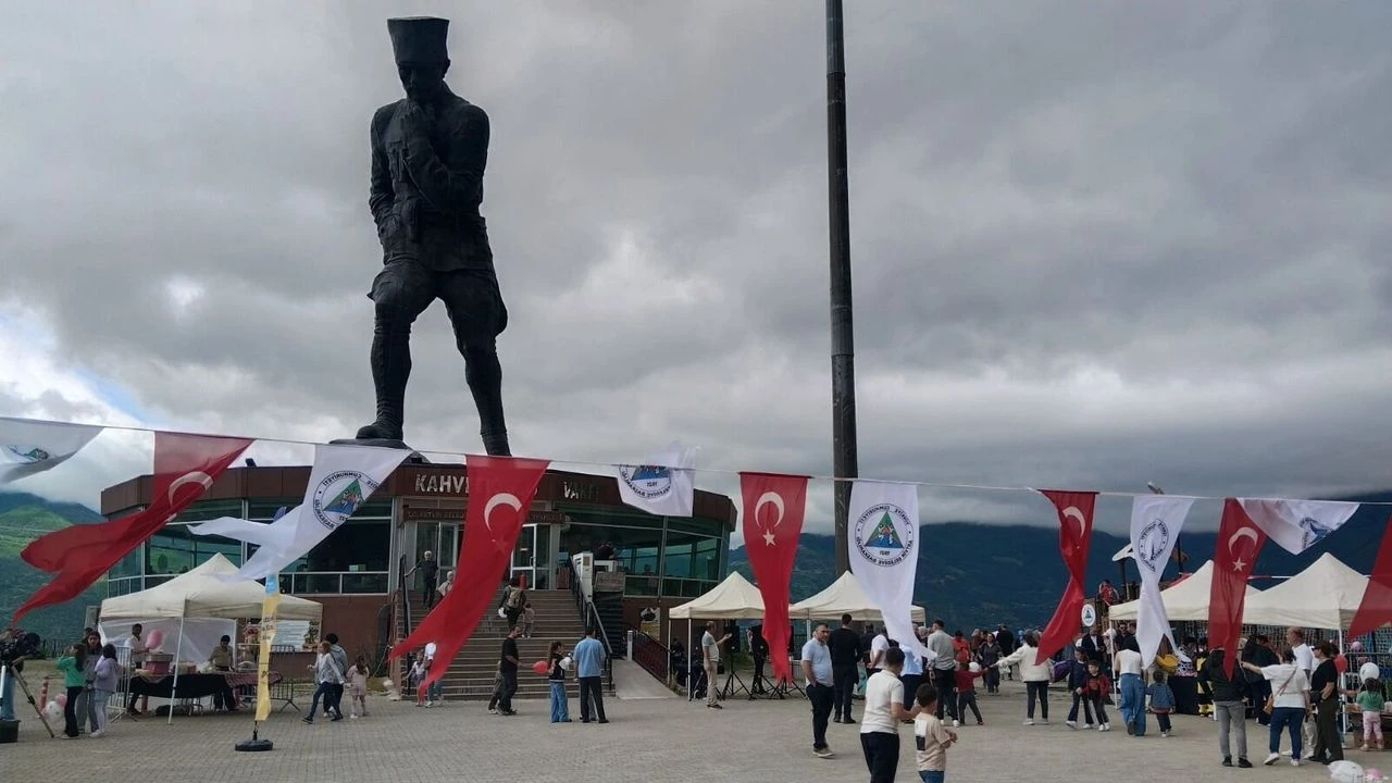 Atatepe'de Gökyüzü Gözlem Günleri Yoğun İlgi Gördü