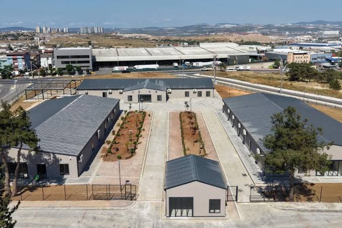 Kocaeli Gebze’de Geçici Kaymakamlık Binası incelendi