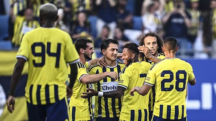 Fenerbahçe'den hazırlık maçında 4 gollü galibiyet