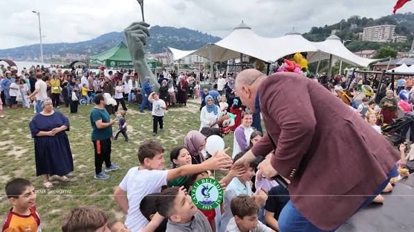 Çayeli’nde 4. Çocuk Şenliği Yağmura Rağmen Büyük İlgi Gördü