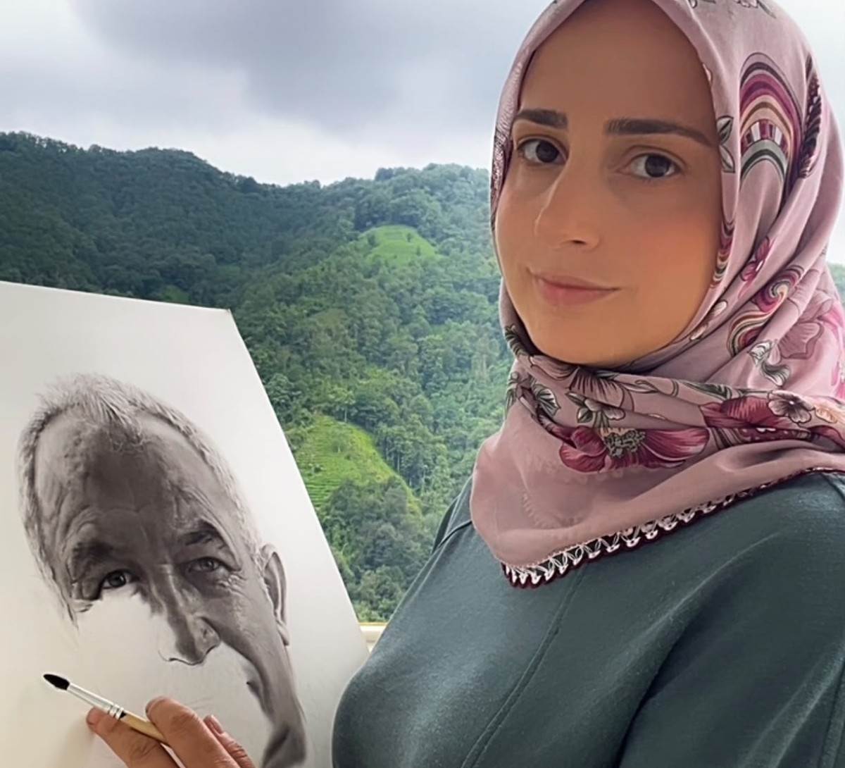 Çayelili Ressam Semra Koçal: