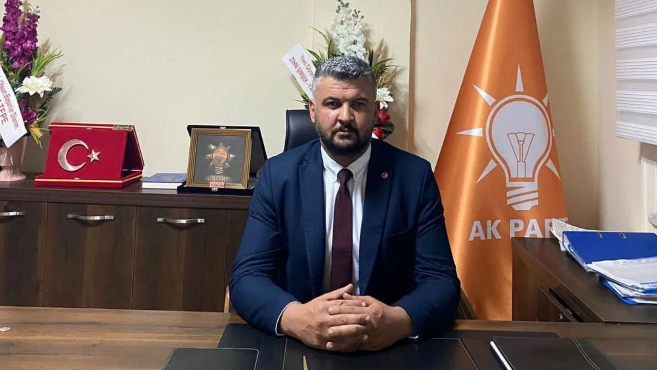 Görevinden İstifa Etti