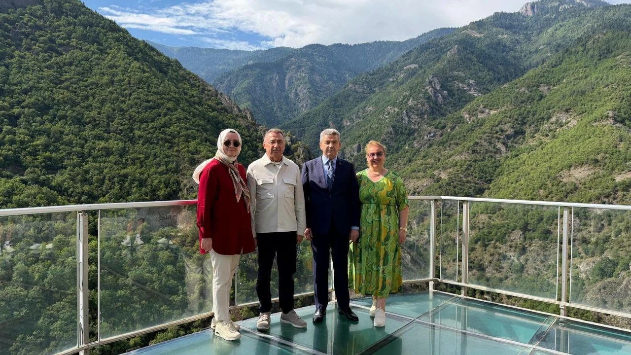 Vali Ergün, Fuat Oktay’ı Hatila Vadisi’nde Ağırladı