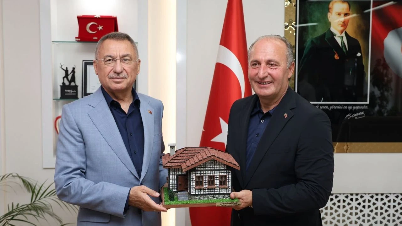 Fuat Oktay’dan Arhavi Belediyesi’ne Ziyaret