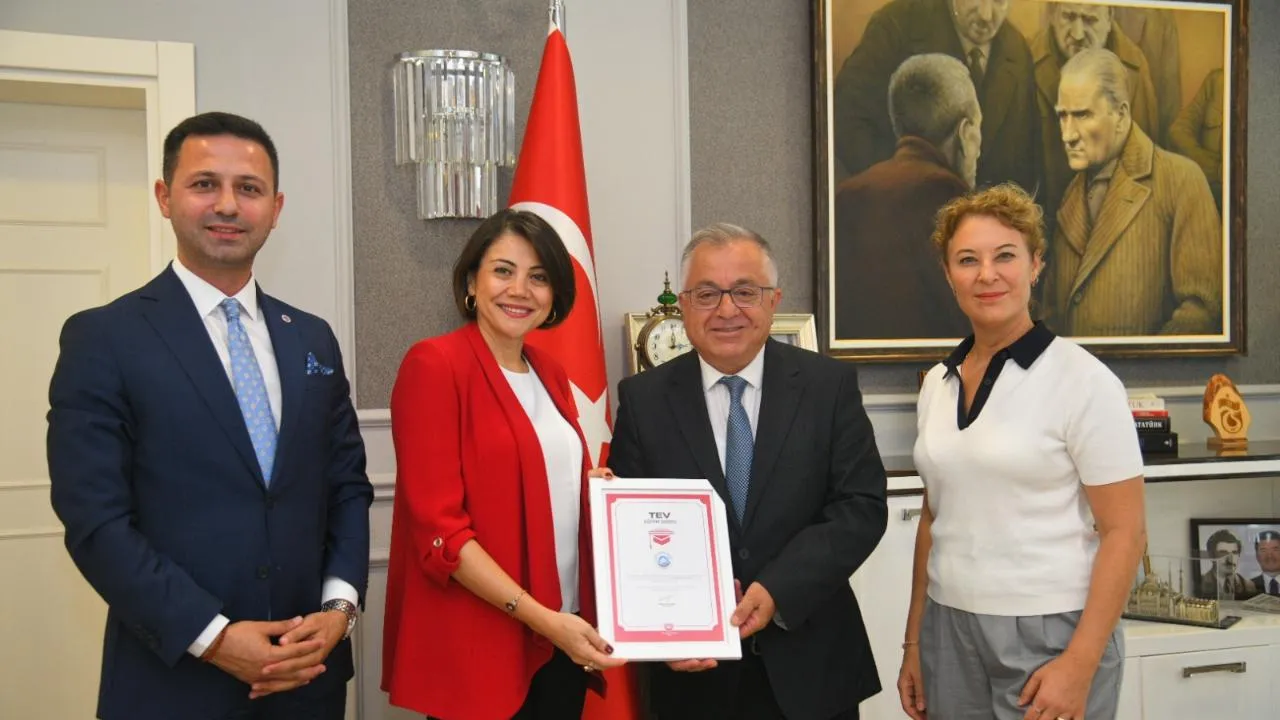 Ortahisar Belediyesi’ne “TEV Eğitim Dostu” Kurum Sertifikası