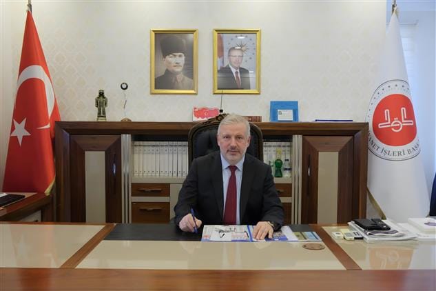 Yalova müftüsü Rize’ye,Rize müftüsü Yalova’ya.Yeni Rize Müftüsü İlyas Yılmaztürk oldu.