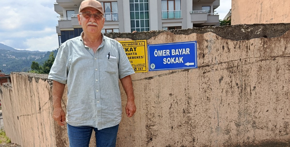 Eski Başkan Ömer Bayar’ın İsmi Mahallesinde Yaşatılıyor