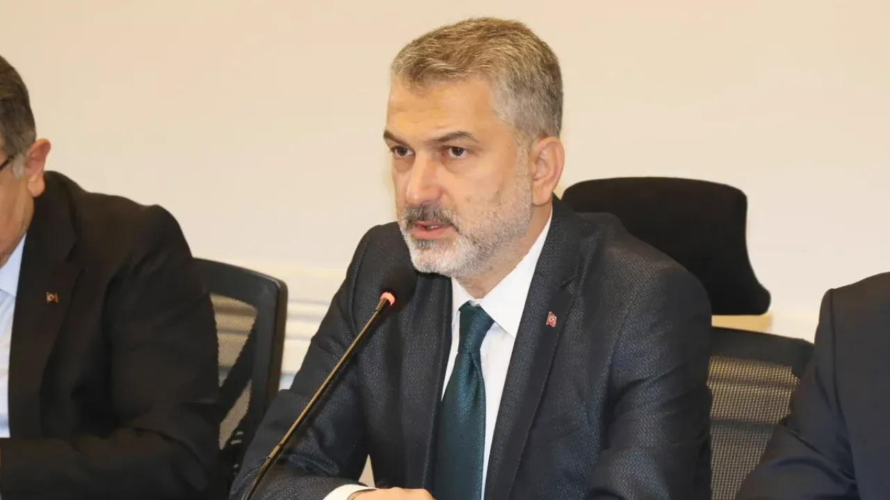 MUMCU: MİLLETİMİZ HER ŞEYİN EN İYİSİNİ HAK EDİYOR