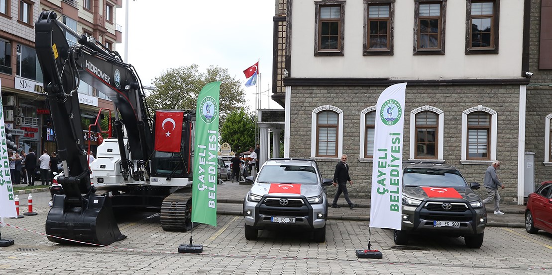 Çayeli Belediyesi Araç Filosunu Güçlendirdi: 3 Yeni Araç Hizmete Alındı