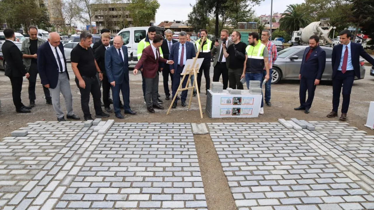 UZUN SOKAK’TA ZEMİN YENİLENİYOR
