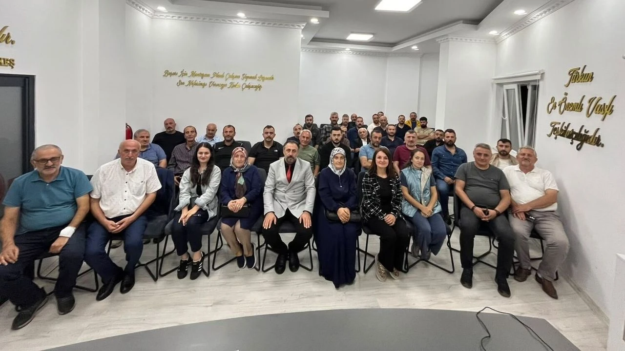 MHP Artvin’de Görev Dağılımı Belli Oldu