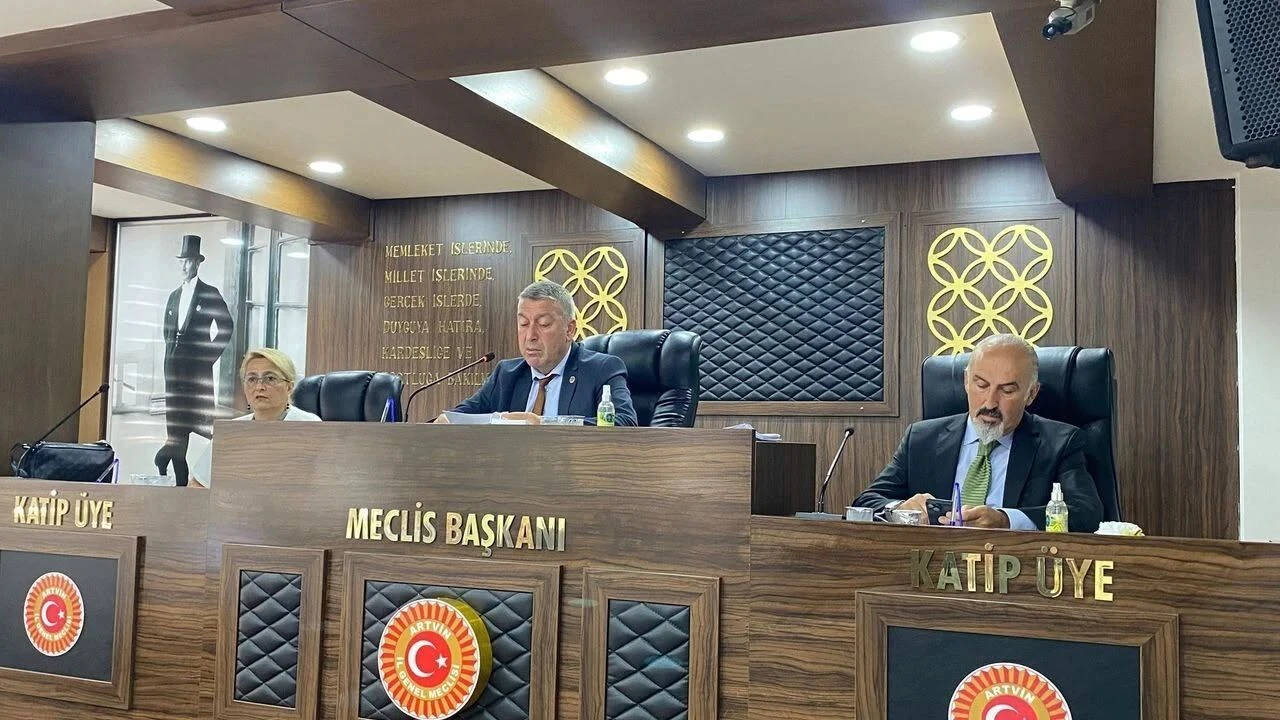 Şavşat’ta İki Projeye Meclisten Oy Birliğiyle Onay