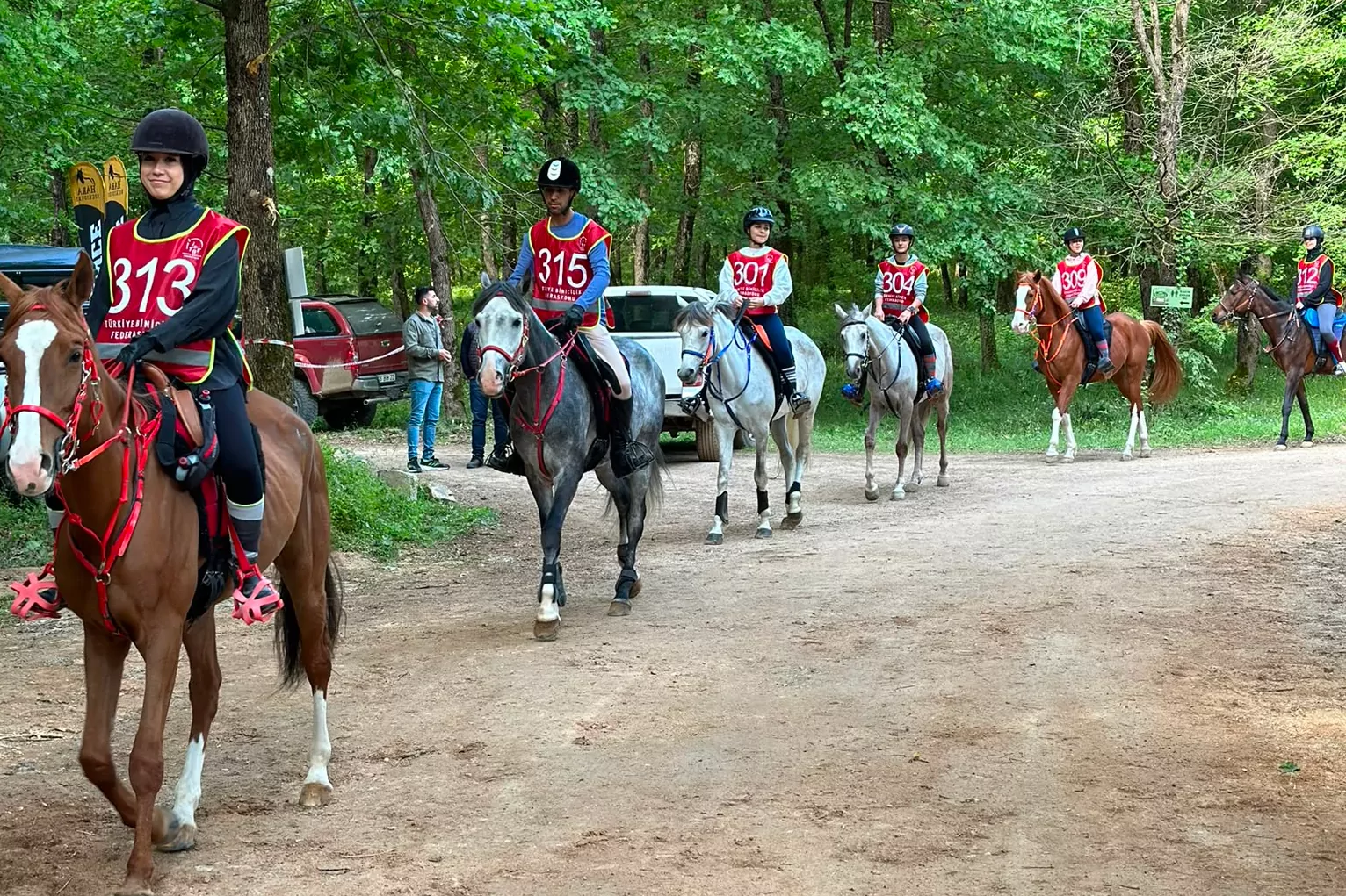 Gebze’de Cumhuriyet coşkusu atlı dayanıklılıkla buluşuyor