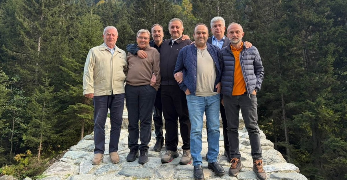 Deva Millettekileri Rize’de Dinlendi