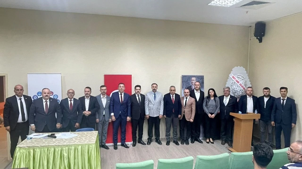 Türk Büro-Sen Artvin’de Yeni Başkanını Seçti