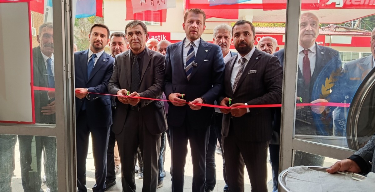 İYİ Parti İlçe Başkanlığının Açılışını Genel Başkan Yrd -Genel Sekreter Osman Ertürk Özel Yaptı