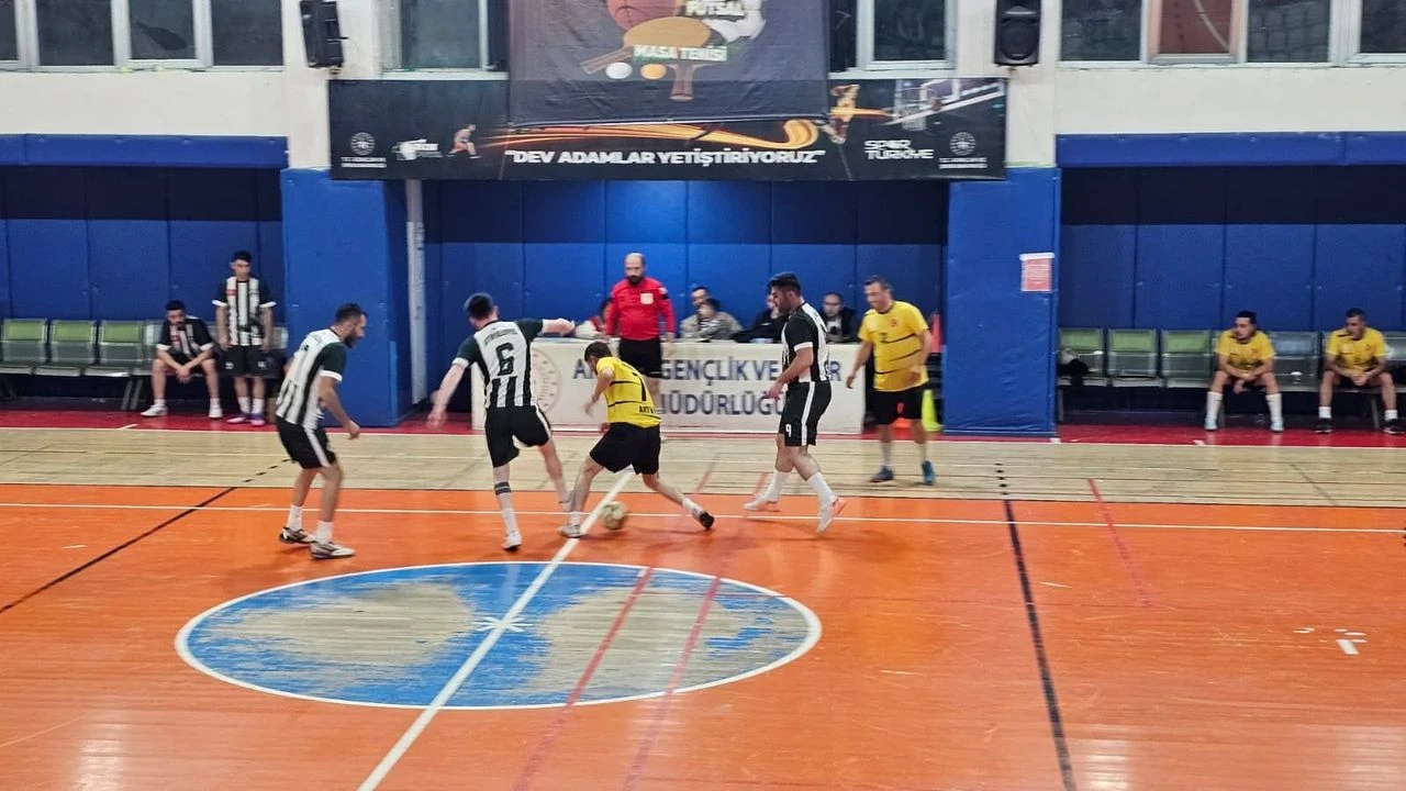 Kamu Sporları’nda Futsal Heyecanı