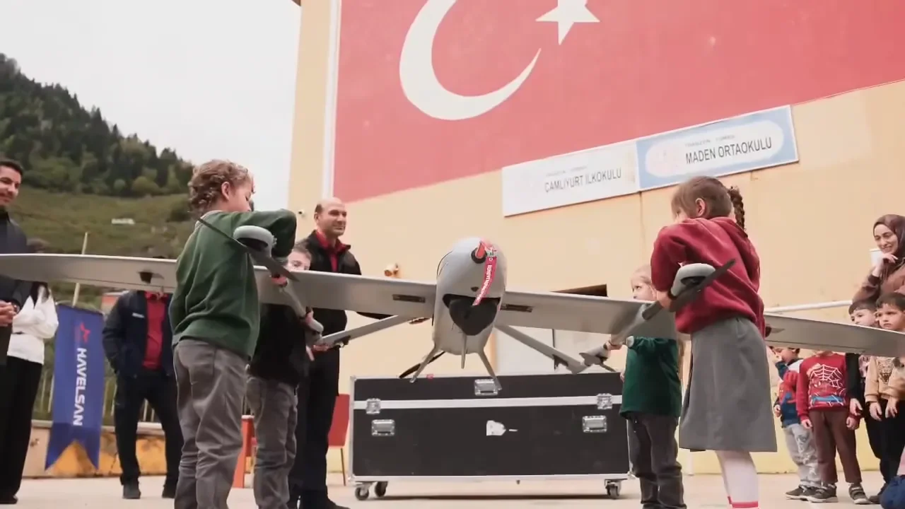 HAVELSAN’ın İnsansız Hava Aracı BAHA, Rize’de Çocuklarla Buluşuyor