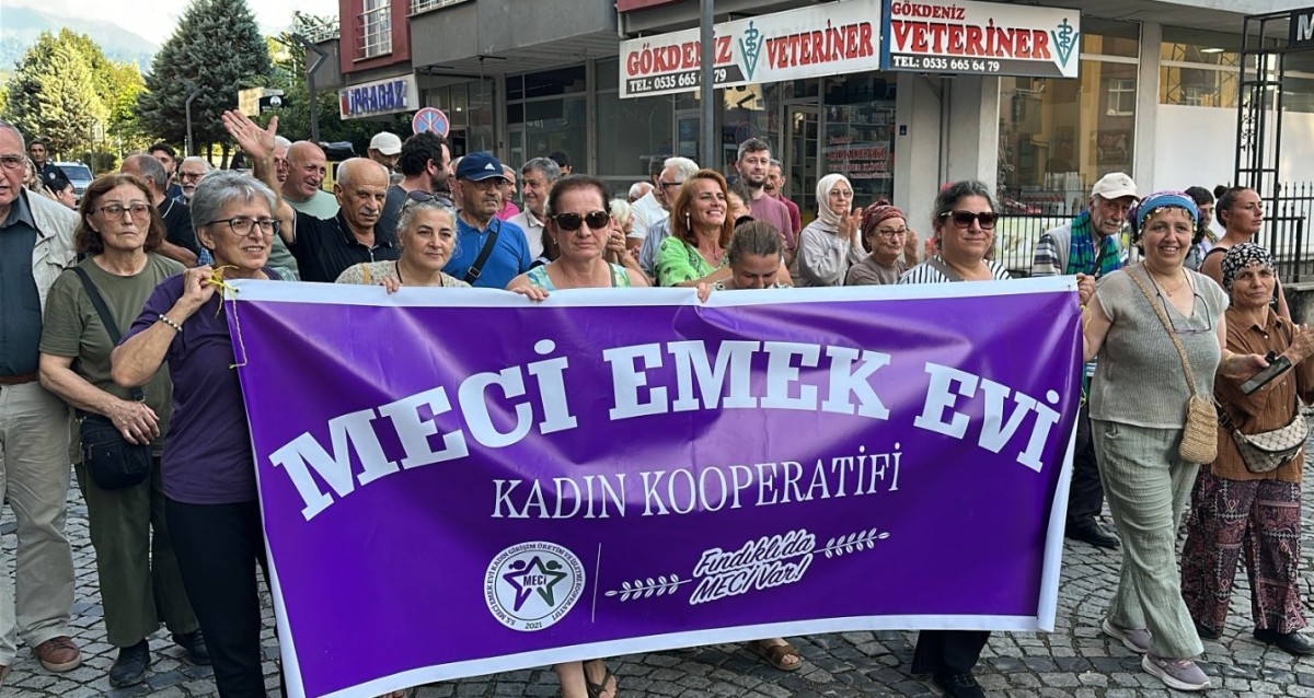 ViçeFest Fındıklı’da Başladı: “Meci Hiç Eksik Olmasın, Dayanışma Hiç Eksik Olmasın”